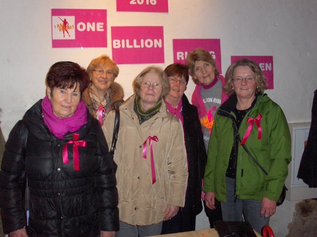 Auch 2016 waren die Hiller CDU Frauen bei der Kampagne ONE BILLION RISING mit dabei.